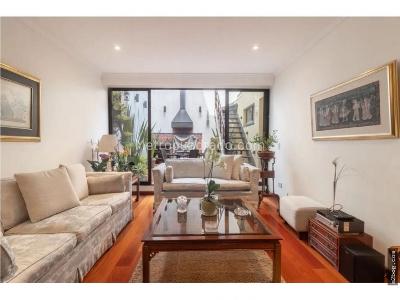 Casa en venta en Santa Barbara, Bogotá · foto 2 de 20