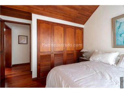Casa en venta en Santa Barbara, Bogotá · foto 10 de 20