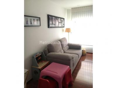 Apartamento de 2 alcobas en venta en Usaquen, Bogotá, 132 m² · foto 3 de 13