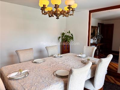Apartamento de 2 alcobas en venta en Rosales Bajo, Bogotá, 240 m² · foto 6 de 15