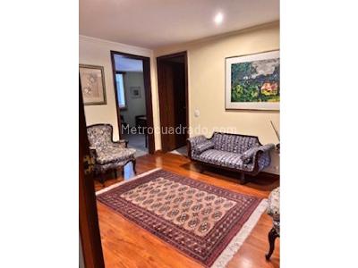 Apartamento de 3 alcobas en venta en Chico, Bogotá, 188 m² · foto 3 de 14