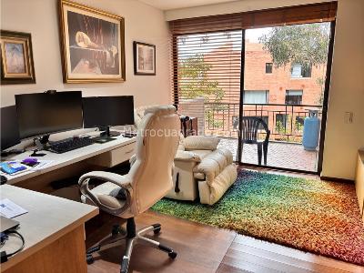 Apartamento de 3 alcobas en venta en Montearroyo, Bogotá, 250 m² · foto 3 de 12