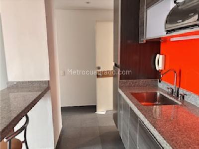 Apartaestudio en venta en Zona G, Bogotá, 47 m² · foto 3 de 13