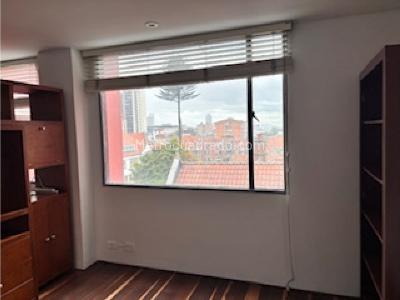 Apartaestudio en venta en Zona G, Bogotá, 47 m² · foto 5 de 13