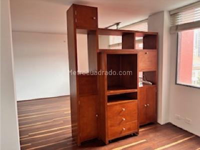 Apartaestudio en venta en Zona G, Bogotá, 47 m² · foto 7 de 13