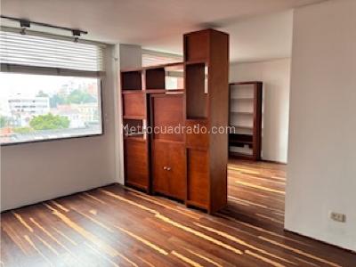 Apartaestudio en venta en Zona G, Bogotá, 47 m² · foto 12 de 13