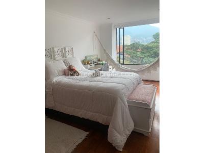 Apartamento de 4 alcobas en venta en Santa Paula, Bogotá, 283 m² · foto 11 de 20