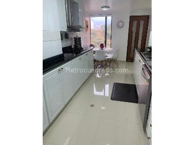 Apartamento de 4 alcobas en venta en Santa Paula, Bogotá, 283 m² · foto 12 de 20