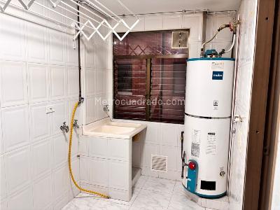 Apartamento de 2 alcobas en venta en Chico, Bogotá, 160 m² · foto 12 de 16