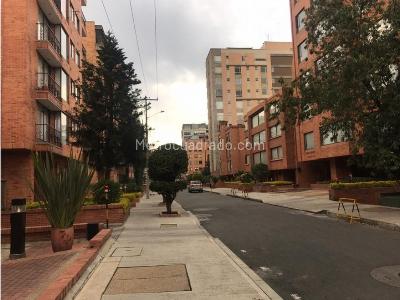 Apartamento en venta en Chico, Bogotá · foto 2 de 5