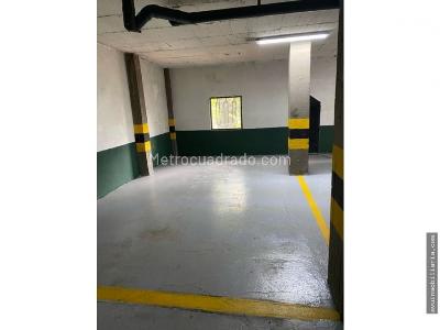 Apartamento de 3 alcobas en venta en Los Rosales, Bogotá, 192 m² · foto 14 de 14