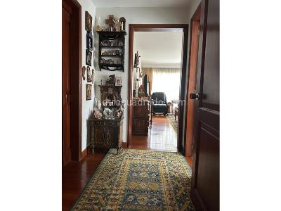 Apartamento de 3 alcobas en venta en Santa Barbara Occidental, Bogotá, 211 m² · foto 4 de 16