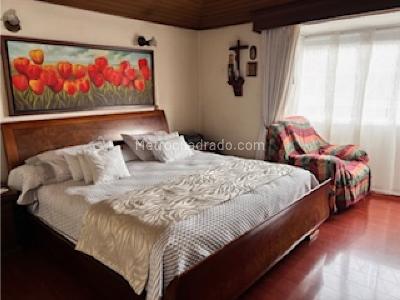 Casa en venta en Niza, Bogotá · foto 9 de 14