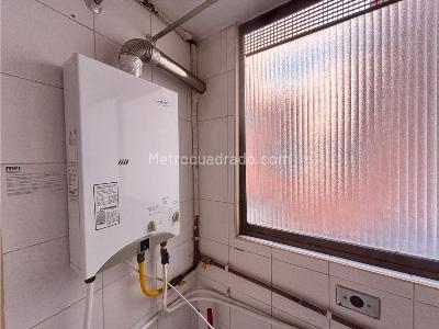 Apartamento de 3 alcobas en venta en Chico Norte, Bogotá, 136 m² · foto 11 de 16
