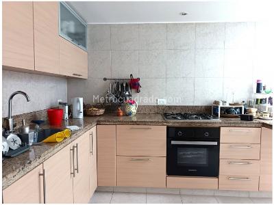 Casa de 2 alcobas en venta en El Contador, Bogotá, 150 m² · foto 5 de 16