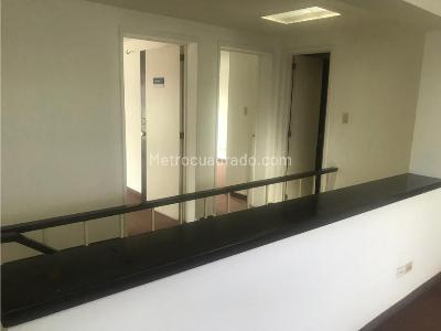 Casa de 5 alcobas en venta en La Castellana, Bogotá, 237 m² · foto 8 de 17