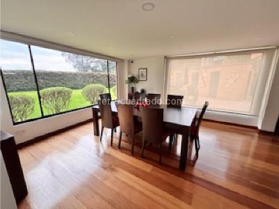 Casa de 5 alcobas en venta en Guaymaral, Bogotá, 440 m² · foto 5 de 20