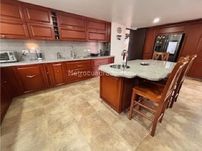Casa de 5 alcobas en venta en Guaymaral, Bogotá, 440 m² · foto 11 de 20