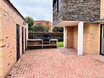 Casa en venta en Guaymaral, Bogotá · foto 2 de 20