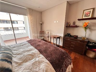 Apartaestudio en venta en Chico Reservado, Bogotá, 75 m² · foto 10 de 16