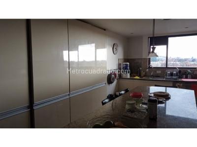 Apartamento de 4 alcobas en venta en Santa Barbara, Bogotá, 472 m² · foto 13 de 20