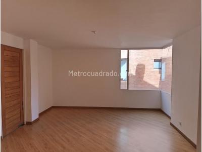 Apartamento en venta en Chico, Bogotá · foto 2 de 17