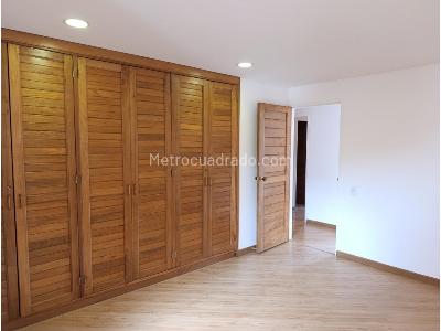 Apartamento en venta en Chico, Bogotá · foto 9 de 17