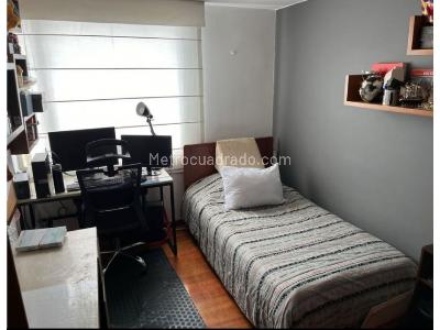 Apartamento de 4 alcobas en venta en Castillo, Bogotá, 140 m² · foto 8 de 12