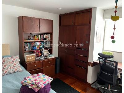 Apartamento de 4 alcobas en venta en Castillo, Bogotá, 140 m² · foto 9 de 12