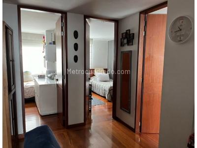 Apartamento de 4 alcobas en venta en Castillo, Bogotá, 140 m² · foto 10 de 12