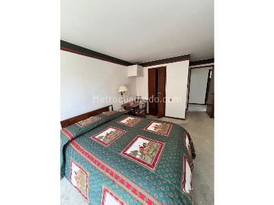 Apartamento de 2 alcobas en venta en La Carolina, Bogotá, 153 m² · foto 10 de 12