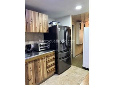 Apartamento de 3 alcobas en venta en Santa Barbara, Bogotá, 158 m² · foto 6 de 15