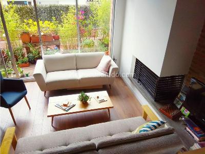 Apartaestudio en venta en Chico Reservado, Bogotá, 76 m² · foto 2 de 7