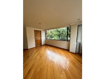 Apartamento de 3 alcobas en venta en Rosales Bajo, Bogotá, 180 m² · foto 3 de 20