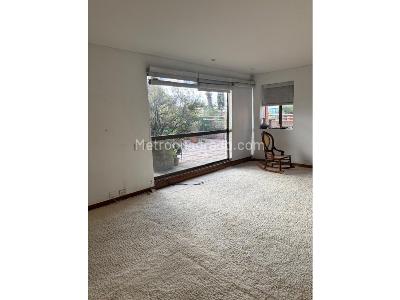 Apartamento de 2 alcobas en venta en Los Rosales, Bogotá, 223 m² · foto 14 de 16