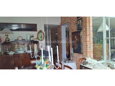 Casa en venta en Niza, Bogotá · foto 2 de 20