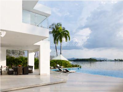 Casa de 4 alcobas en venta en Condominio El Peñon, Girardot, 1212 m² · foto 3 de 20