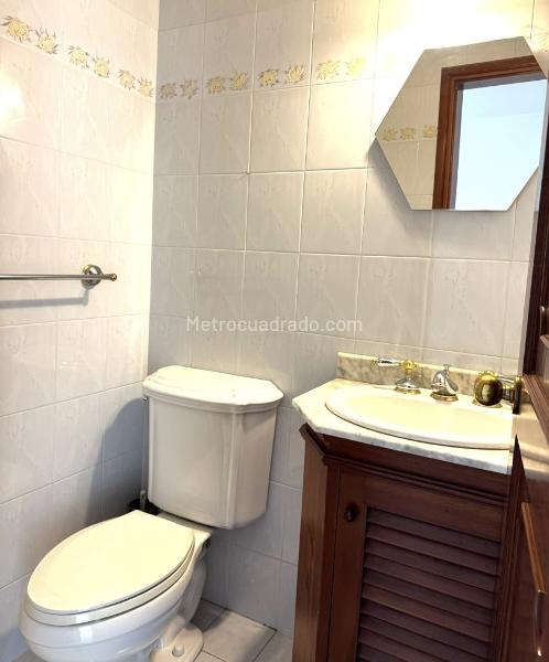 Piso – Cali, Bosque Santorini, Comuna 2 - Más
