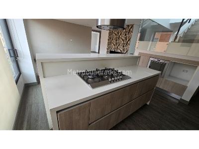 Apartamento en venta en Santa Barbara, Bogotá · foto 9 de 15