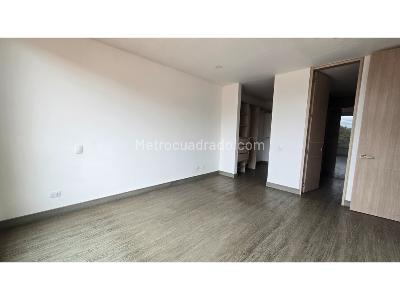 Apartamento en venta en Santa Barbara, Bogotá · foto 8 de 12