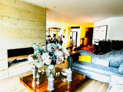 Apartamento de 3 alcobas en venta en Bosque Medina, Bogotá, 204 m² · foto 3 de 12