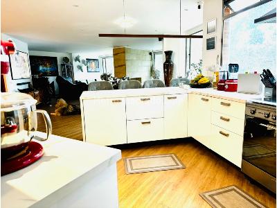 Apartamento de 3 alcobas en venta en Bosque Medina, Bogotá, 204 m² · foto 7 de 12