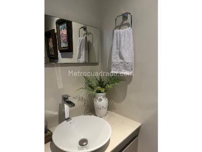 Apartamento en venta en La Carolina, Bogotá · foto 4 de 8
