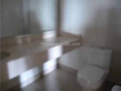 Apartamento en venta en Santa Barbara Alta, Bogotá · foto 11 de 20