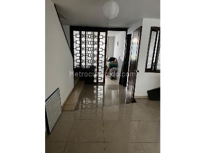 Casa en venta en Las Villas, Bogotá · foto 2 de 18
