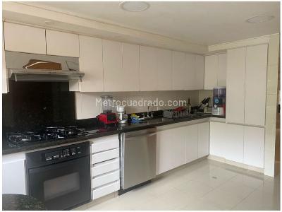 Apartamento en venta en Los Rosales, Bogotá · foto 15 de 20