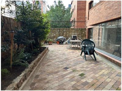 Apartamento de 4 alcobas en venta en Los Rosales, Bogotá, 240 m² · foto 3 de 20