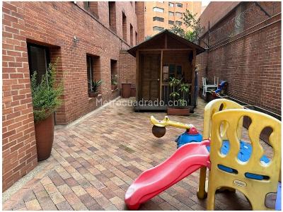 Apartamento de 4 alcobas en venta en Los Rosales, Bogotá, 240 m² · foto 5 de 20
