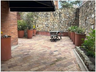 Apartamento de 4 alcobas en venta en Los Rosales, Bogotá, 240 m² · foto 7 de 20