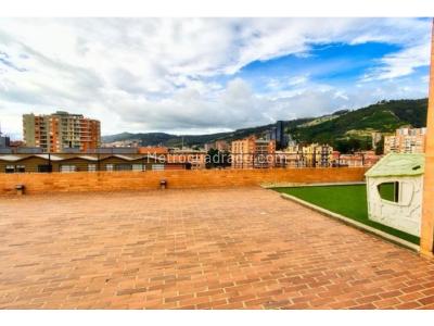 Apartaestudio en venta en Cedritos, Bogotá, 44 m² · foto 2 de 9